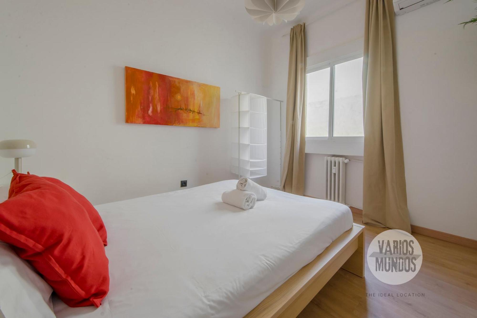 Vive El Lujo Para 7, En Santa Ana 6 Madrid Kültér fotó