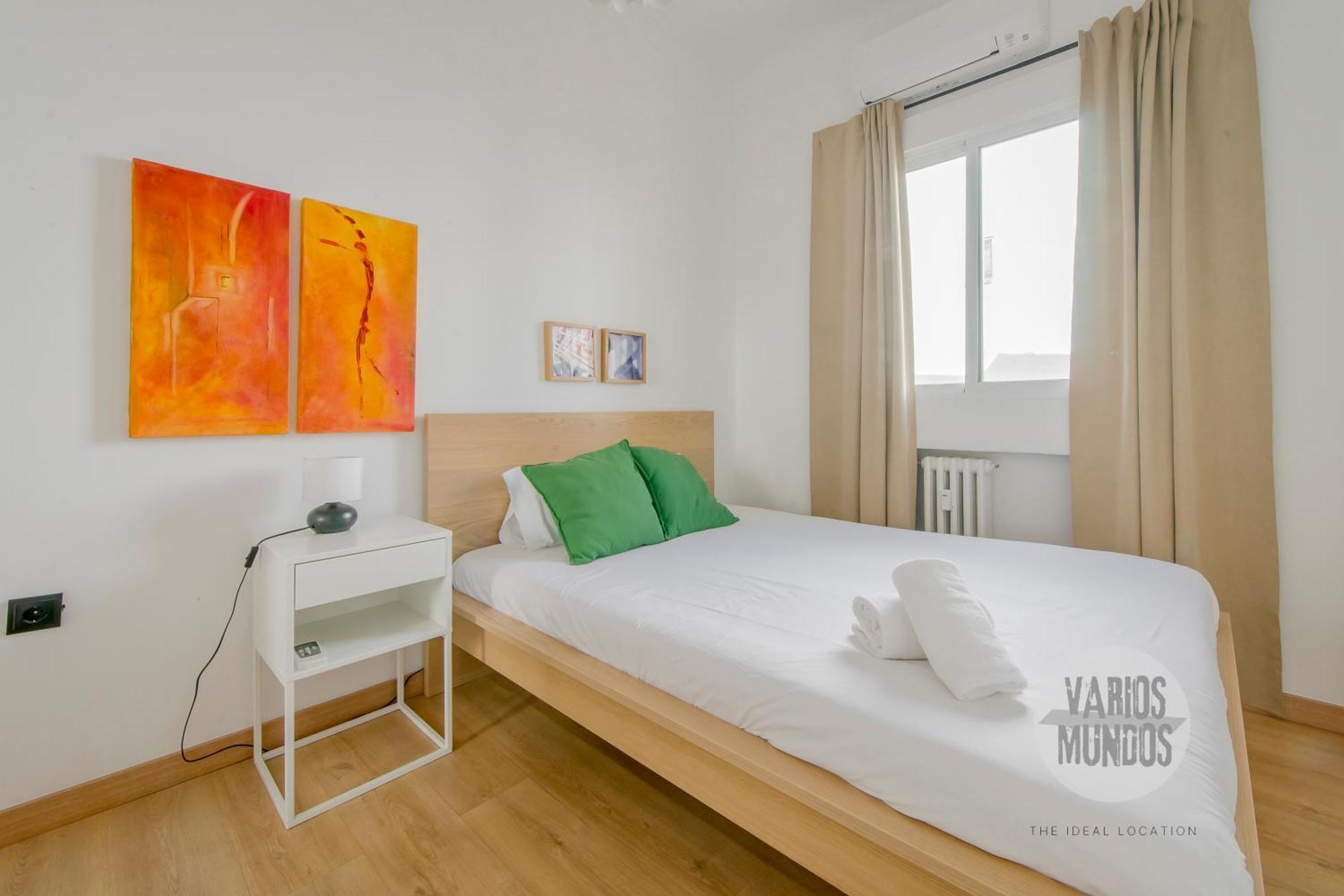 Vive El Lujo Para 7, En Santa Ana 6 Madrid Kültér fotó